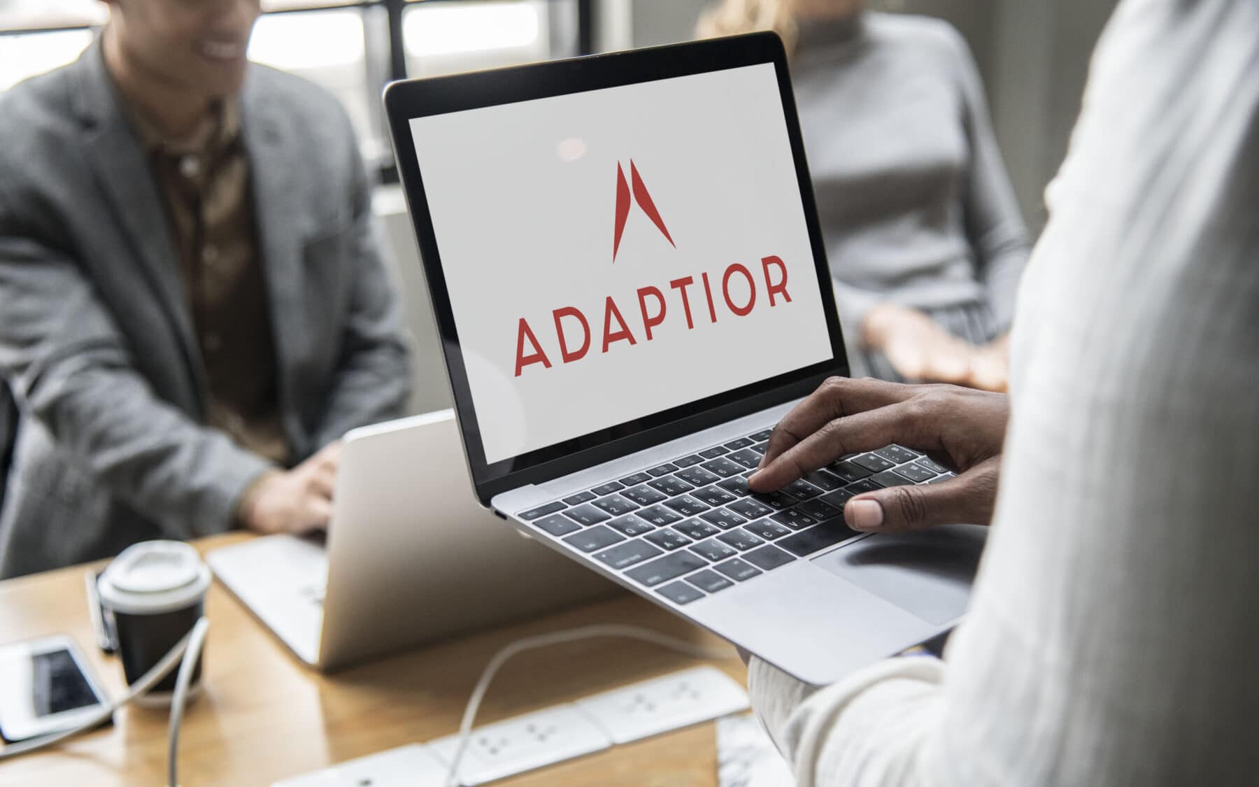 Adaptior 2